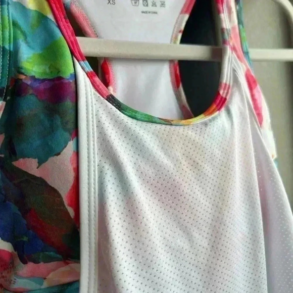 ZYIA Active Womens 2 in 1 Light N Tight Tank Top Size X-Small White Multi Floral - Picture 3 of 3